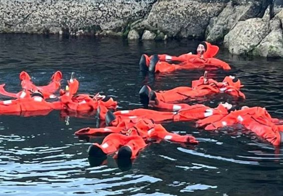 Teambuilding bergen: kystnære opplevelser som styrker laget